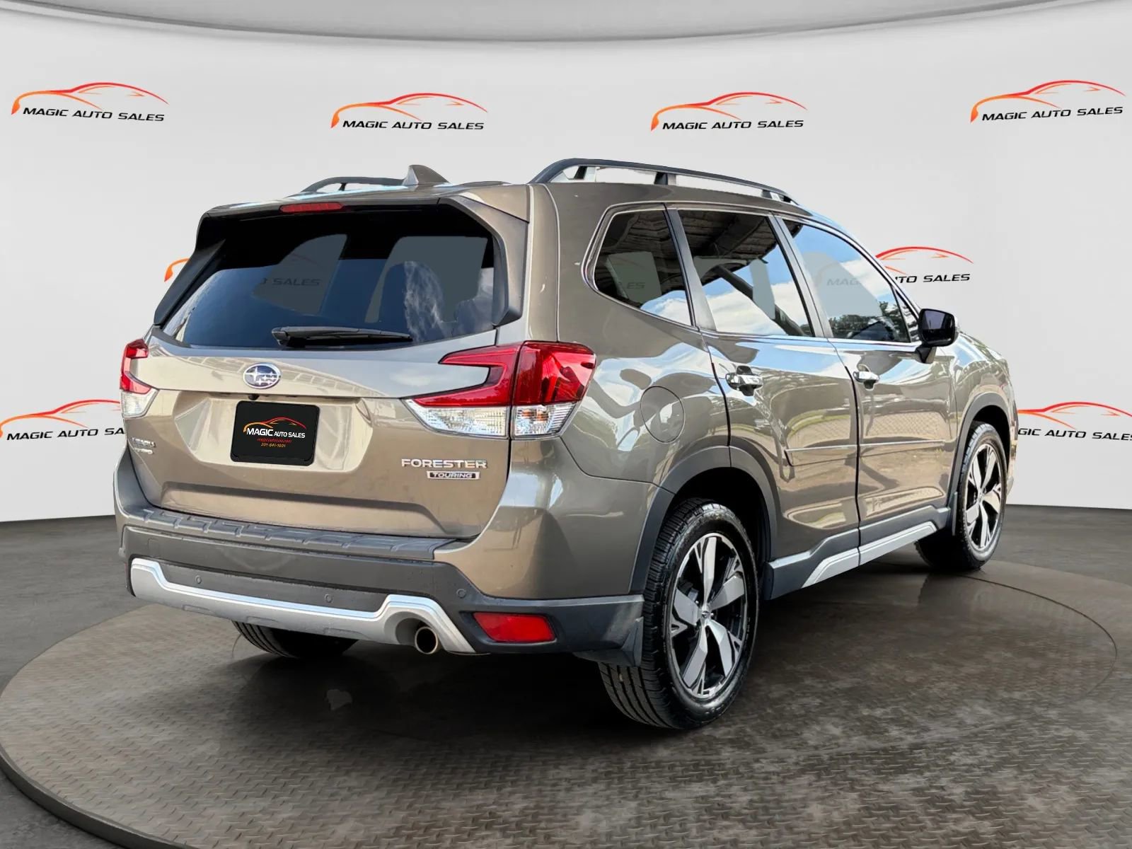 Used 2019 Subaru Forester Touring AWD/4WD image 10