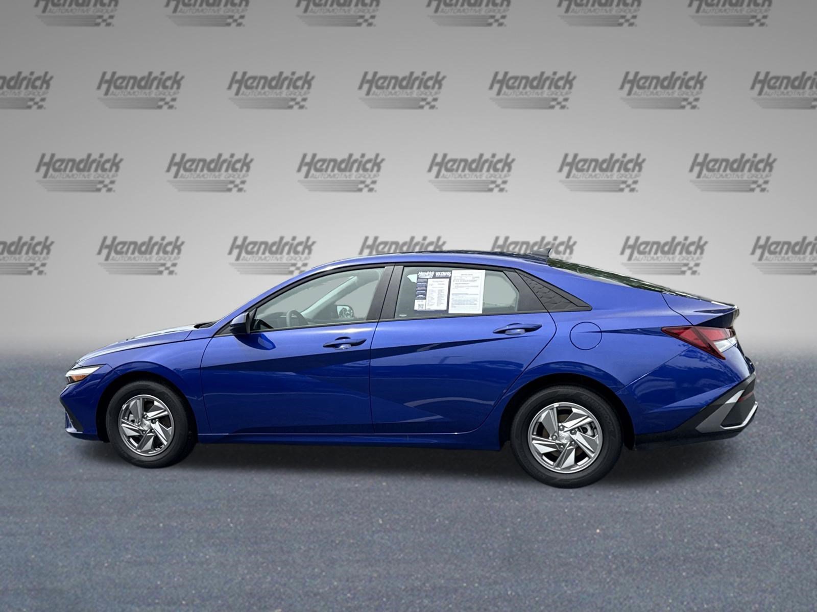 Used 2025 Hyundai Elantra SE FWD image 7