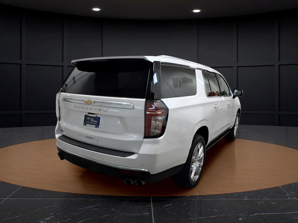 Used 2022 Chevrolet Suburban High Country w/ LPO, Illumination Package AWD/4WD image 6