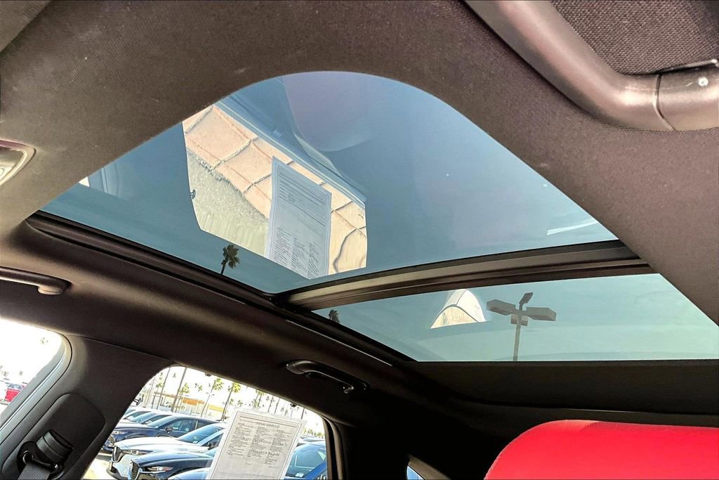 Used 2025 Genesis GV70 2.5T Sport Prestige w/ Sport Prestige Package image 12