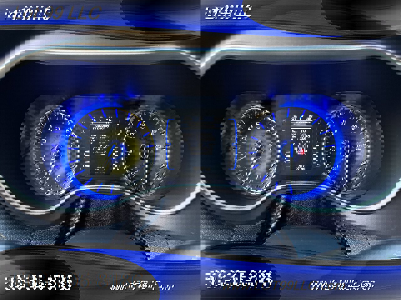 Used 2020 Chrysler Voyager Lxi image 9