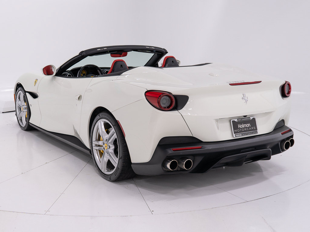 Used 2020 Ferrari Portofino RWD image 3