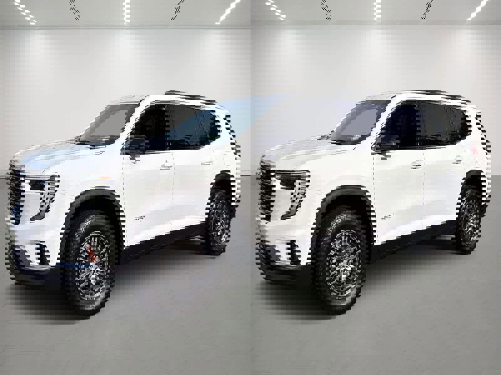 Used 2025 GMC Acadia Elevation image 1