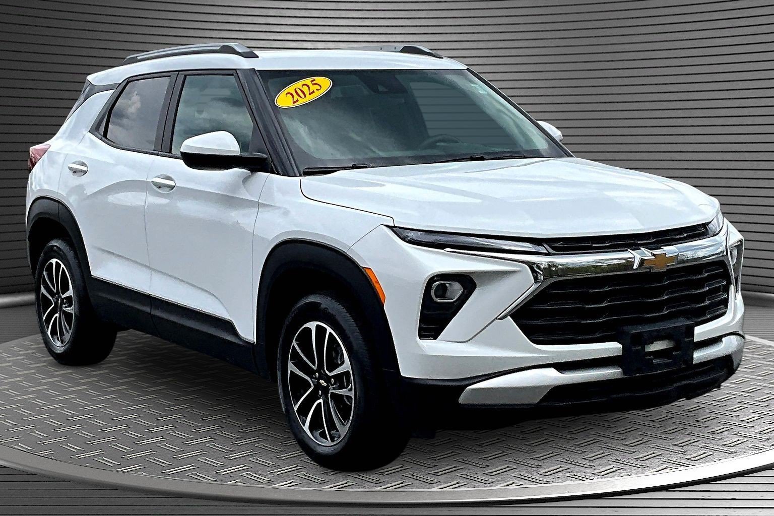 Used 2025 Chevrolet TrailBlazer LT