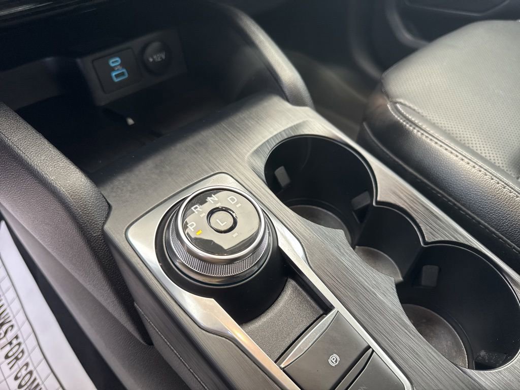 Certified 2022 Ford Escape SEL w/ Technology Package image 28