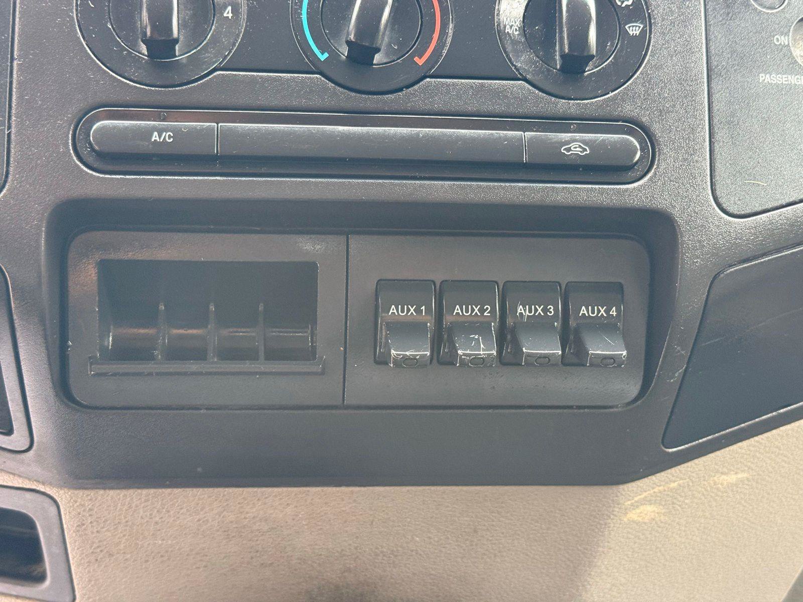 Used 2009 Ford F350 XL AWD/4WD image 36