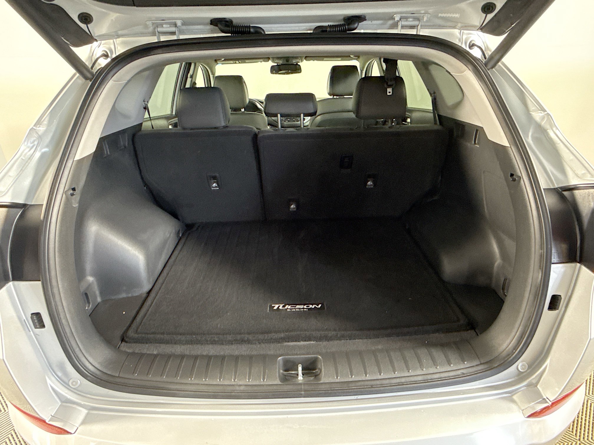 Used 2018 Hyundai Tucson Limited w/ Ultimate Package 02 image 35