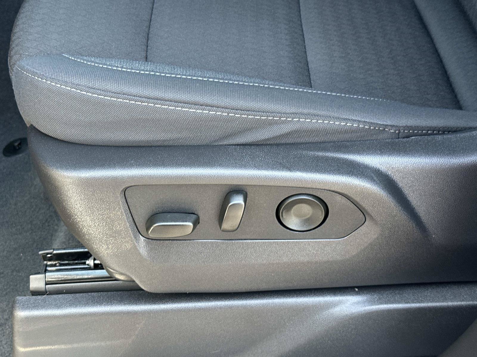 New 2026 GMC Sierra 1500 SLE w/ Preferred Package RWD image 21