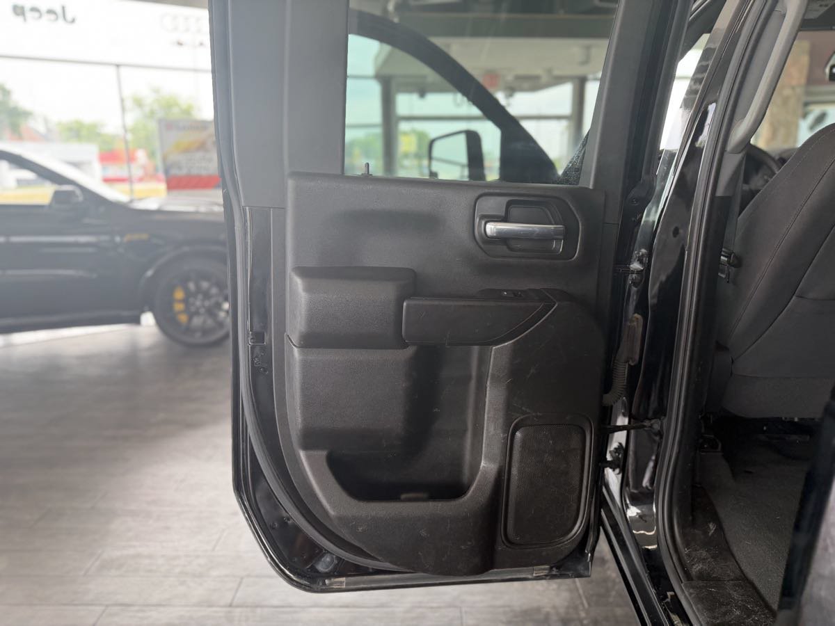 Used 2024 Chevrolet Silverado 2500 Custom w/ Custom Convenience Package AWD/4WD image 44