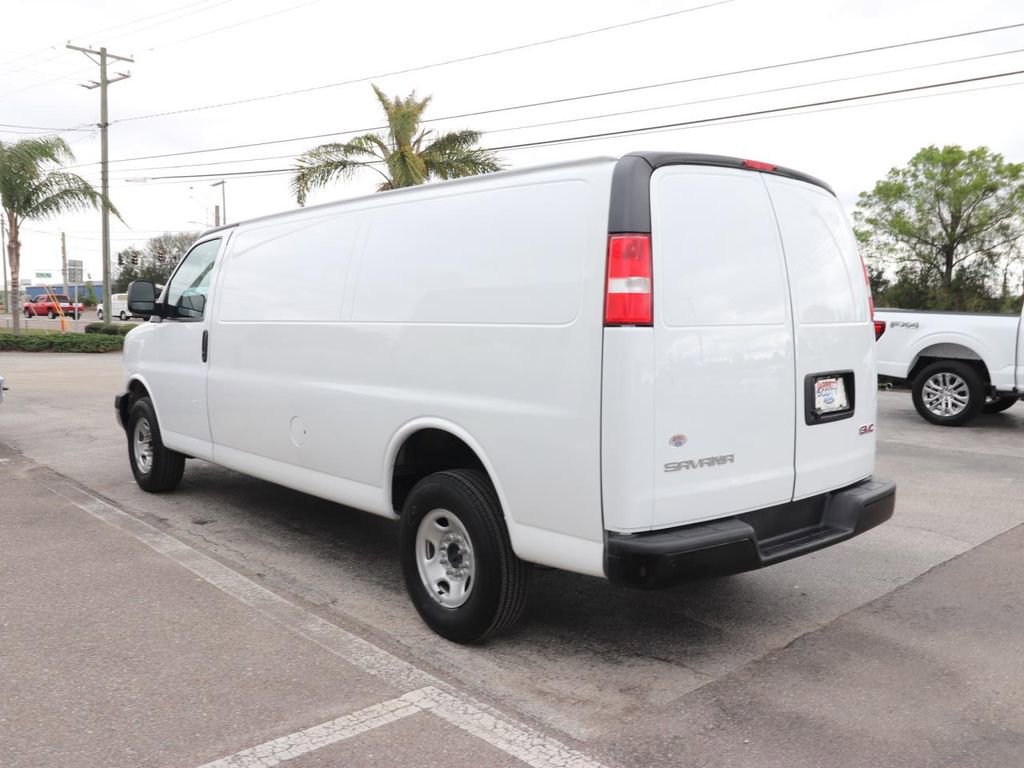 Used 2023 GMC Savana 2500 Extended w/ Driver Convenience Package image 8