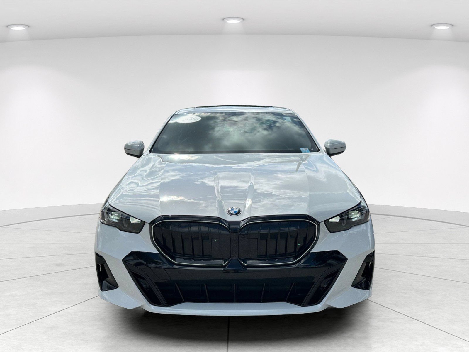 Certified 2024 BMW 530i w/ M Sport Package RWD image 2