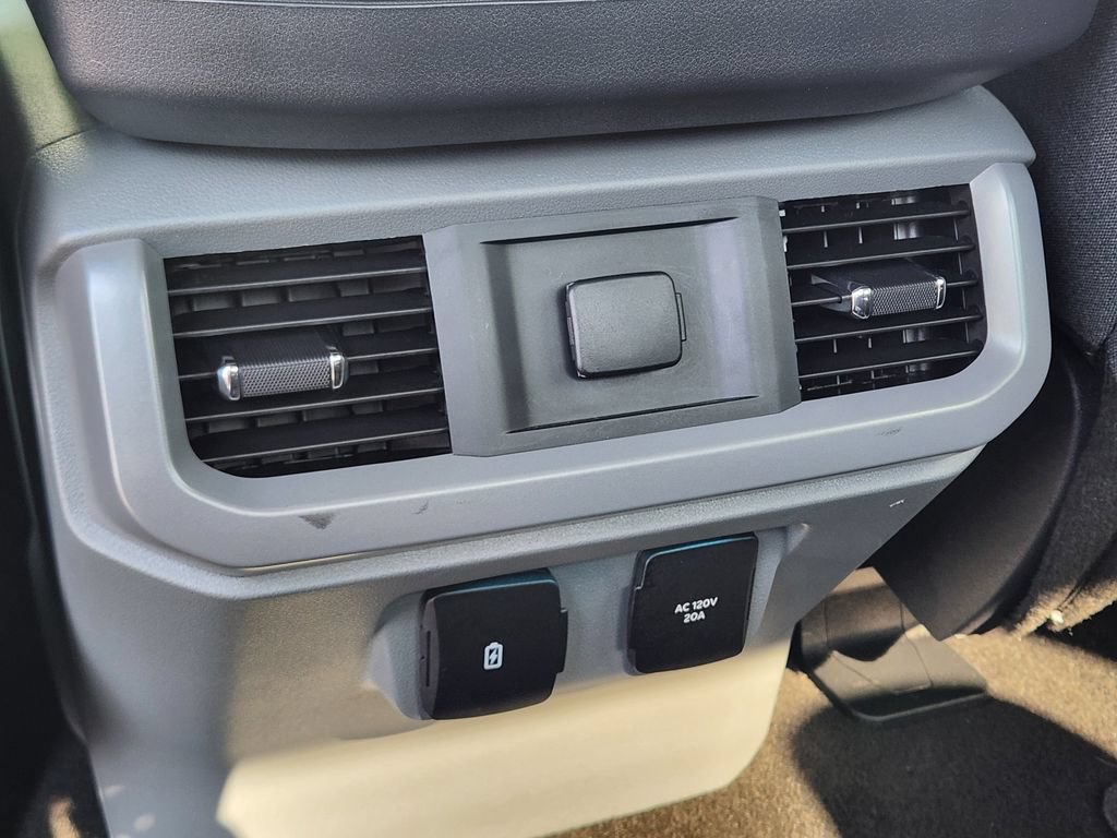 Used 2024 Ford F150 Lightning Flash AWD/4WD image 17