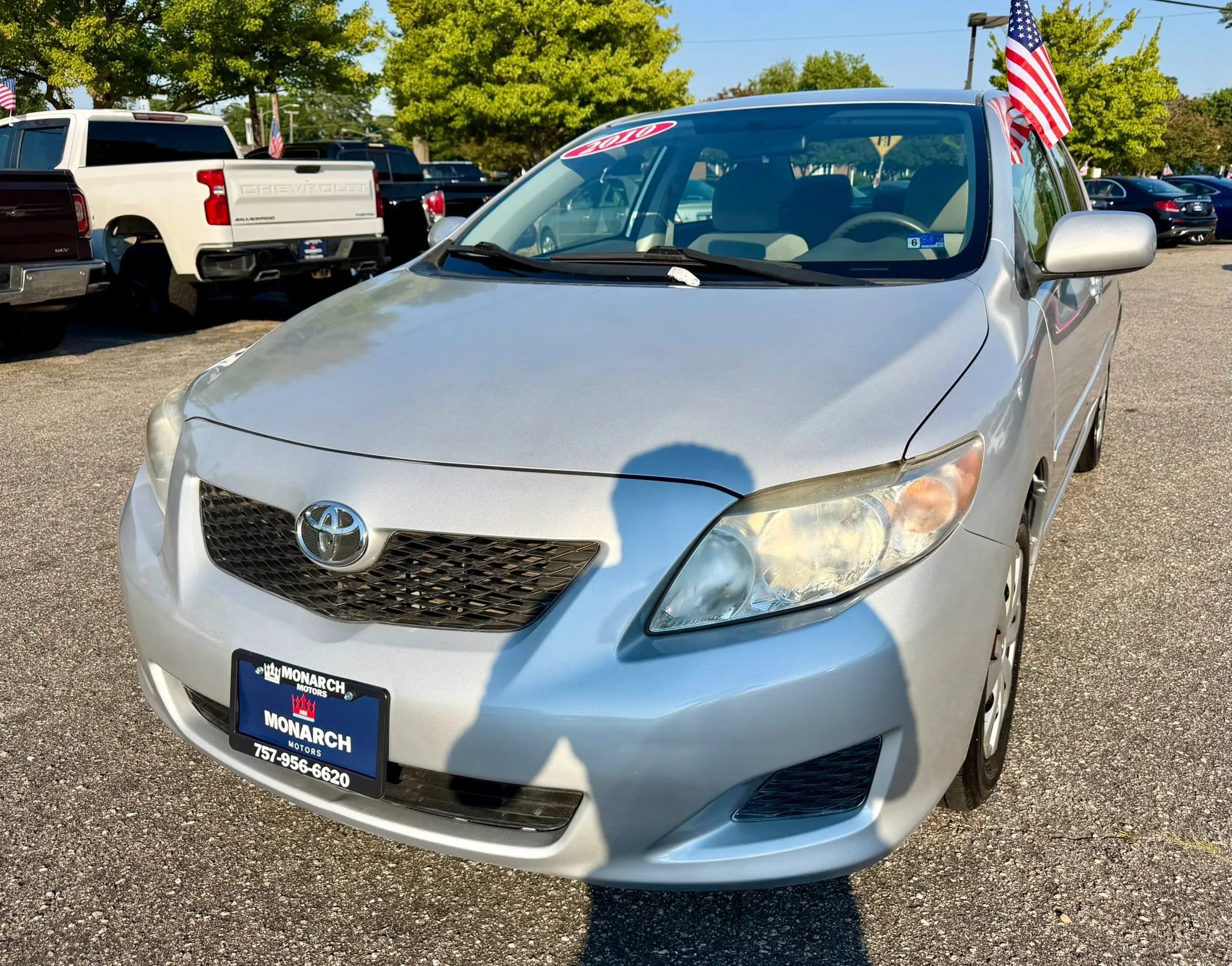Used 2010 Toyota Corolla LE FWD image 1