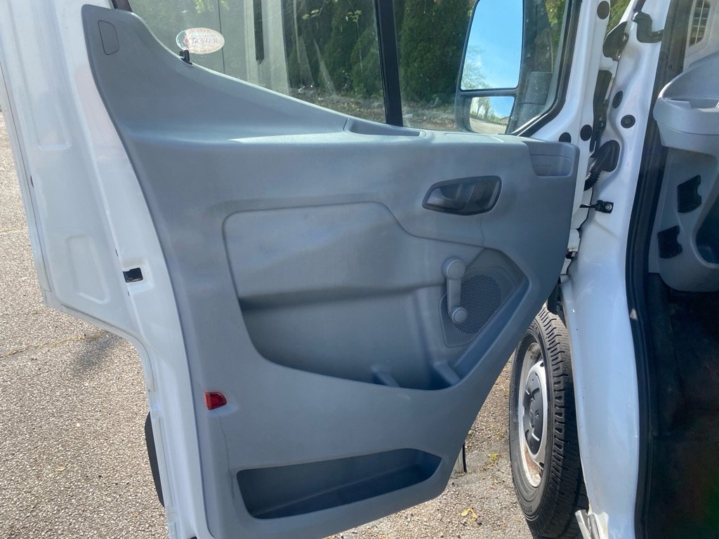 Used 2015 Ford Transit 250 148 High Roof RWD image 10
