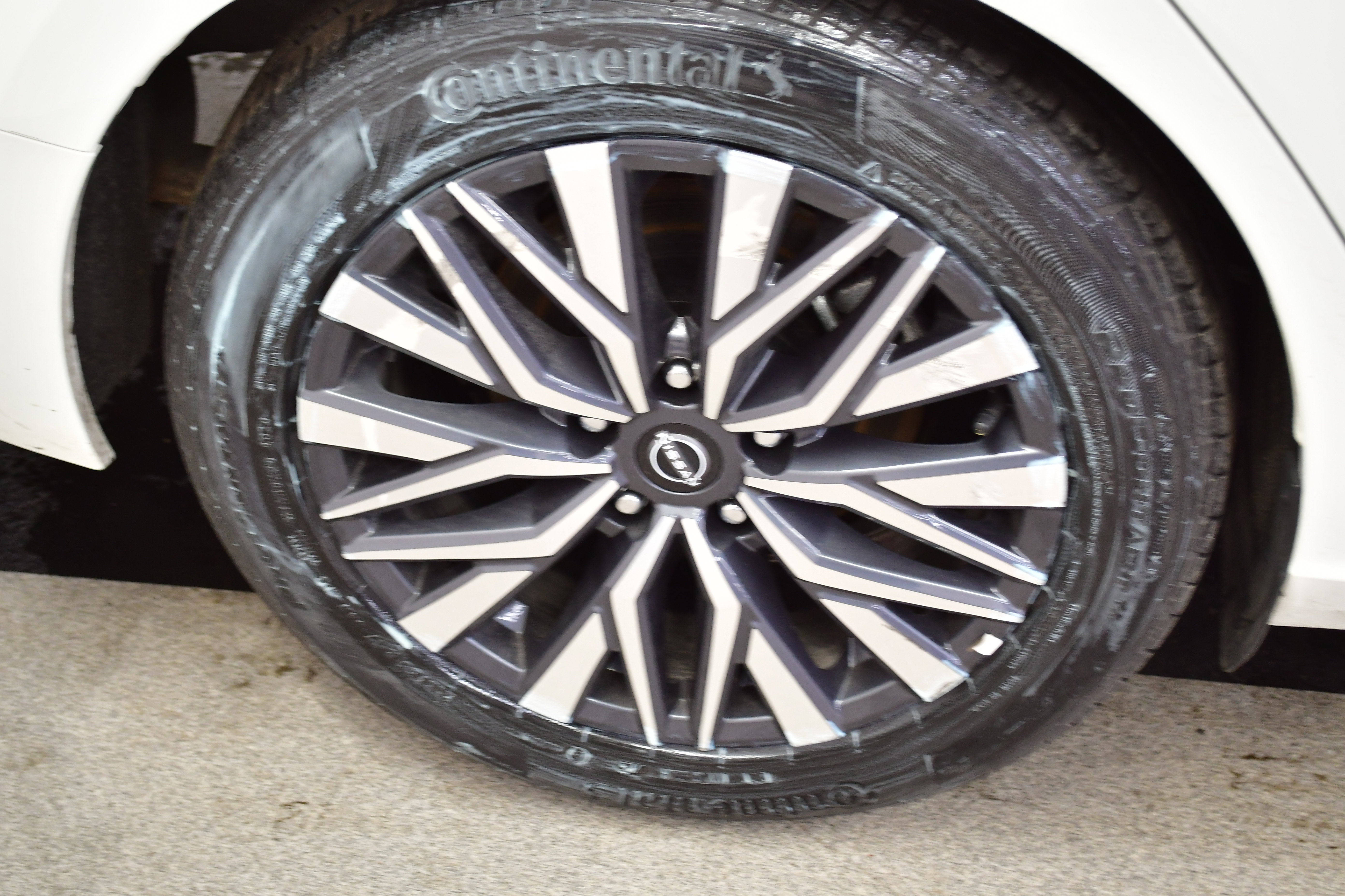 Used 2025 Nissan Altima 2.5 SV FWD image 35