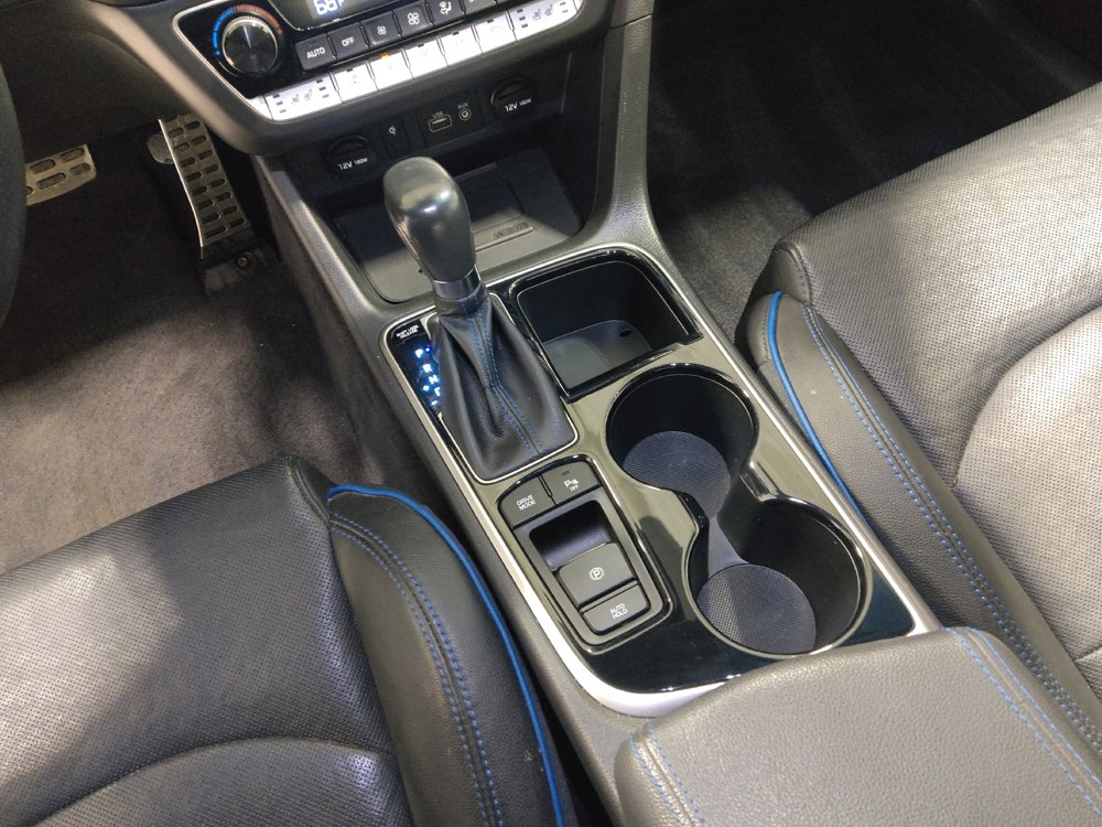 Used 2018 Hyundai Sonata Limited image 26