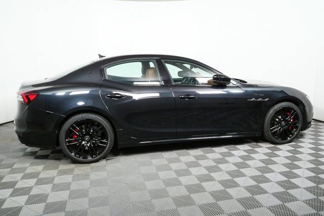 Used 2023 Maserati Ghibli Modena image 33