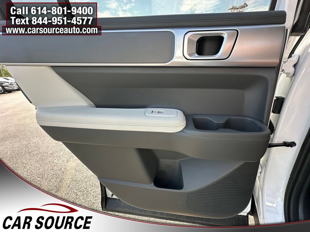 Used 2026 Hyundai Santa Fe SEL AWD/4WD image 24