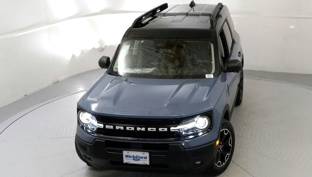 New 2025 Ford Bronco Sport Outer Banks w/ Outer Banks Tech Package+ image 20