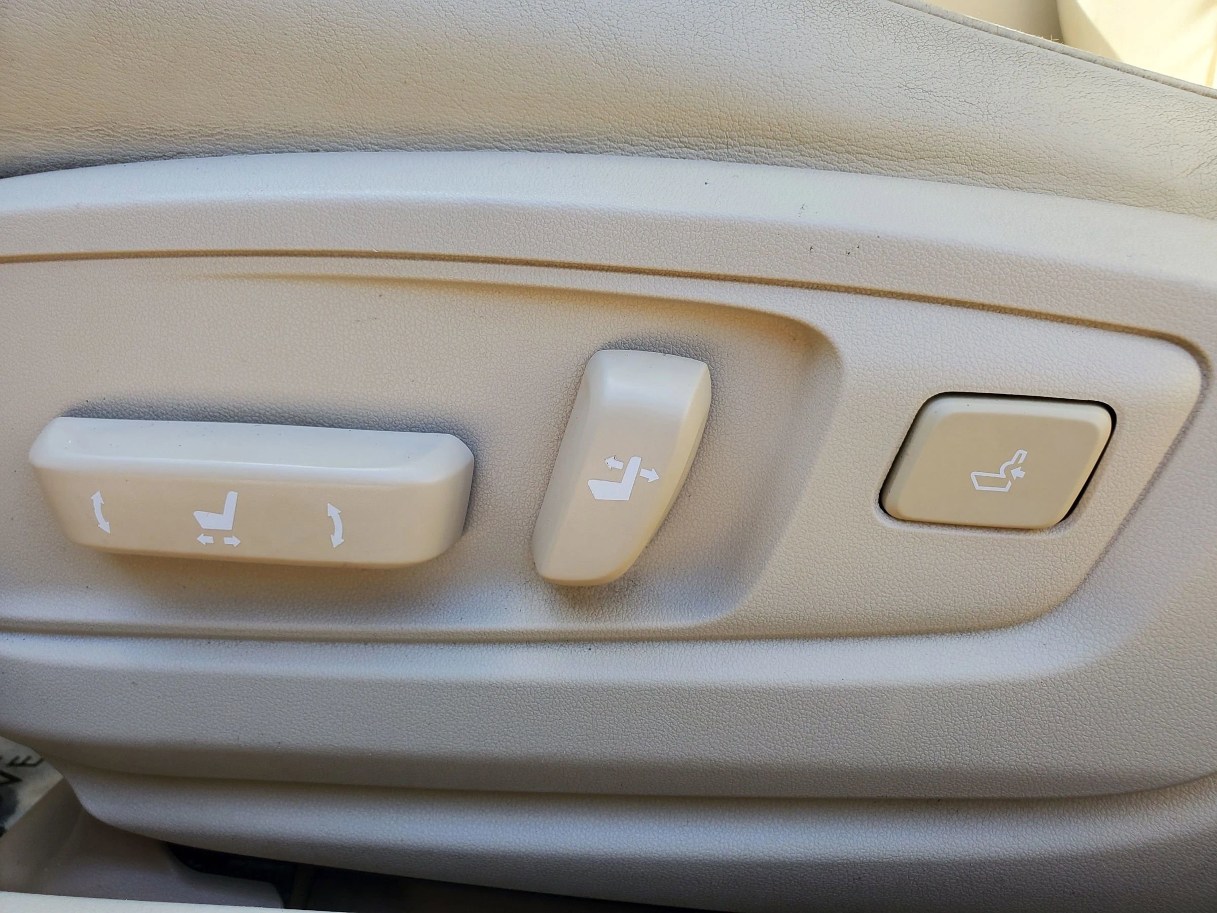 Used 2013 Lexus ES 350 w/ Luxury Pkg image 35