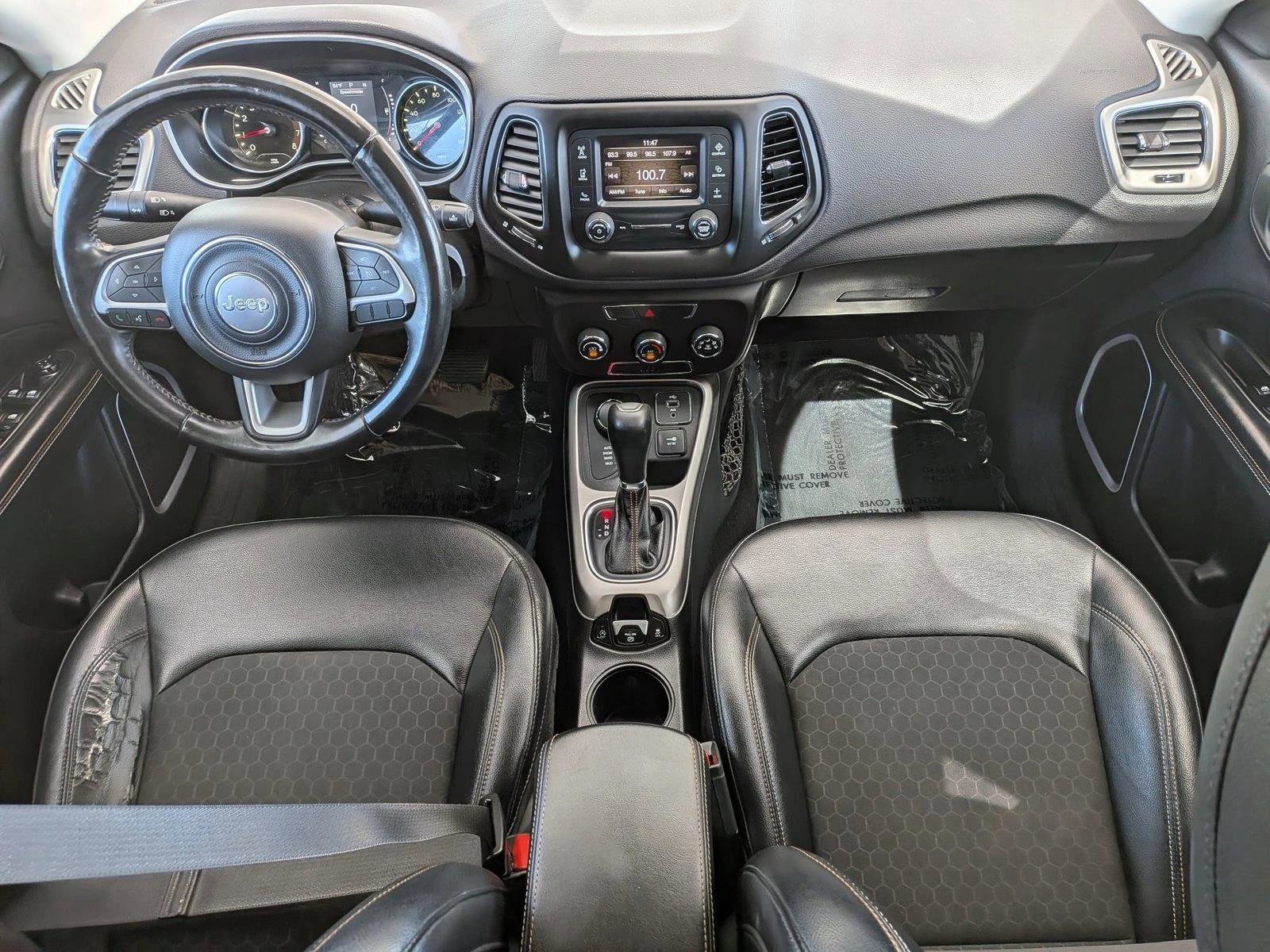 Used 2017 Jeep Compass Latitude AWD/4WD image 16