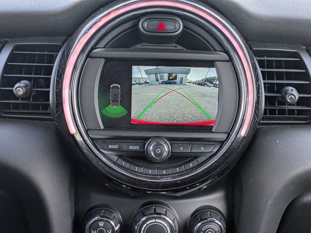 Used 2019 MINI Cooper S w/ Signature Upholstery Package FWD image 18