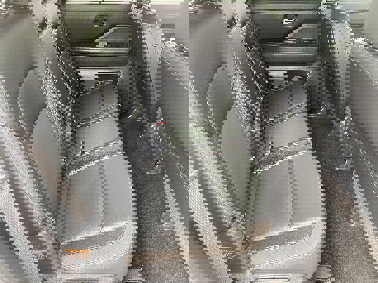 Used 2022 Nissan Pathfinder SL w/ Lighting Package (N92) image 11