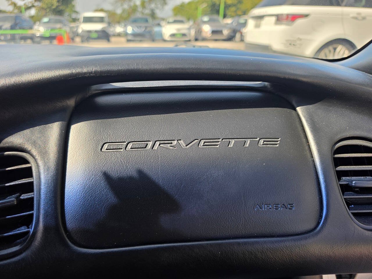 Used 2004 Chevrolet Corvette Coupe w/ Preferred Equipment Group RWD image 33