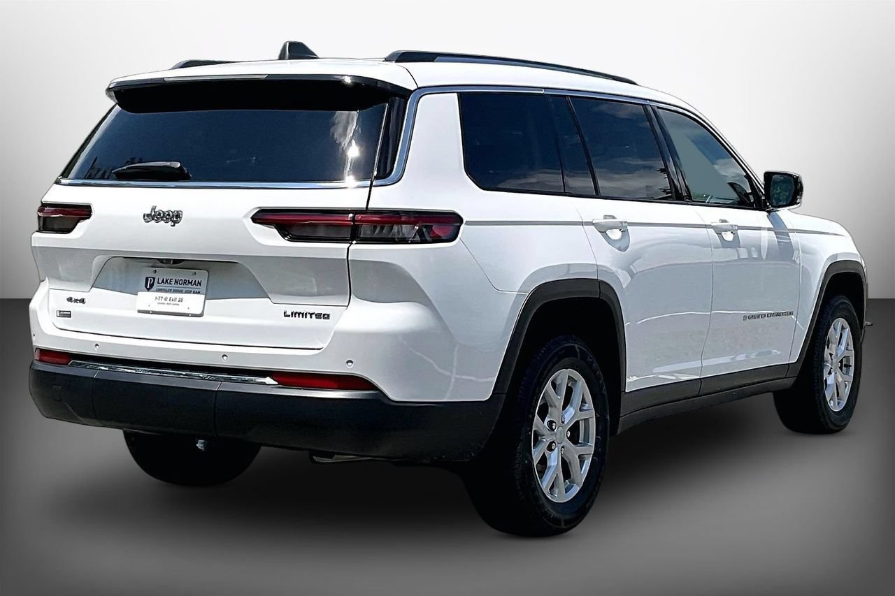 Used 2023 Jeep Grand Cherokee L Limited AWD/4WD image 8