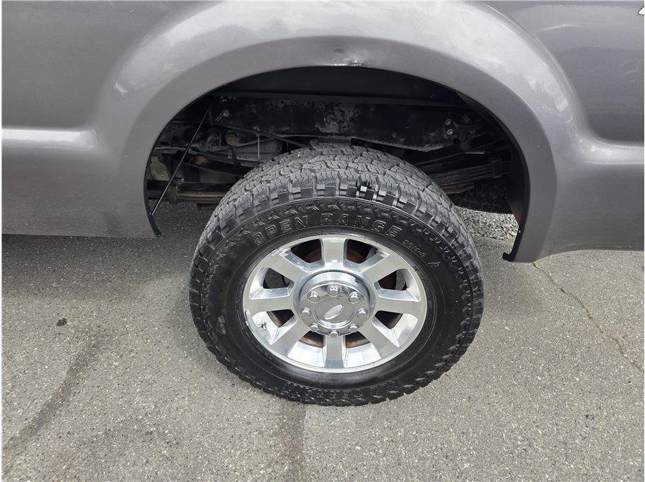Used 2009 Ford F350 Lariat AWD/4WD image 12