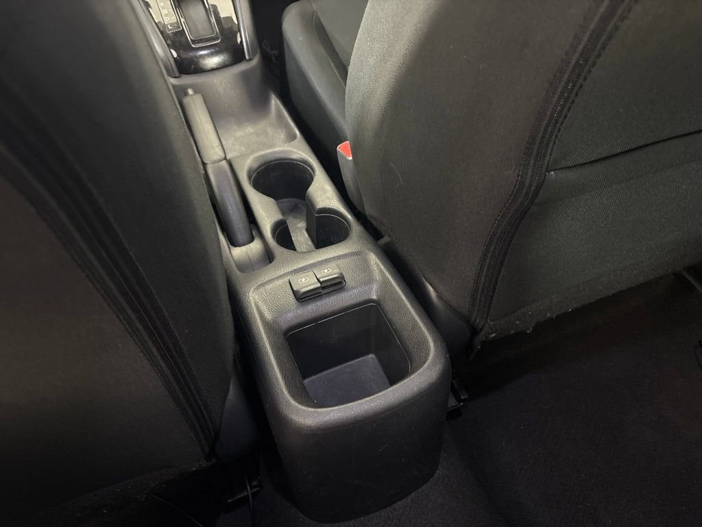 Used 2021 Nissan Versa S FWD image 24