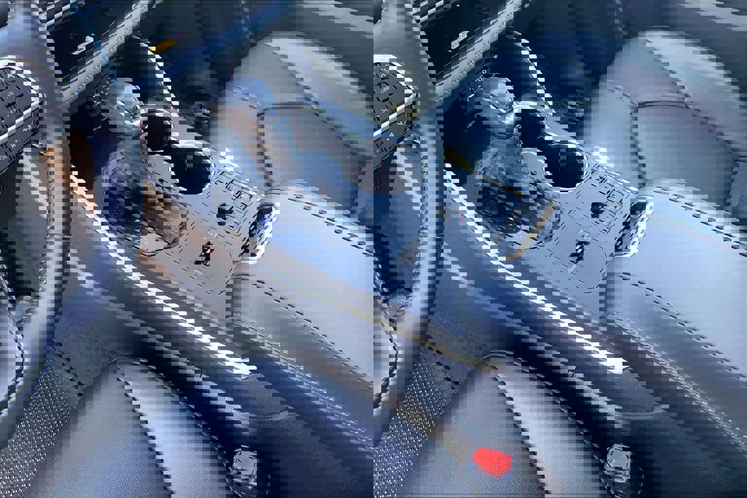 Used 2023 Toyota Highlander XLE image 17