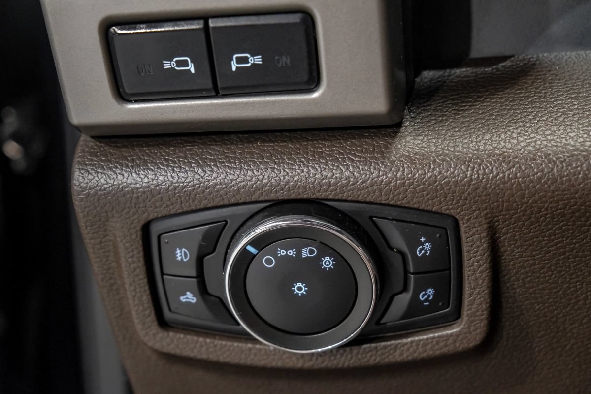 Used 2022 Ford F250 King Ranch w/ King Ranch Ultimate Package AWD/4WD image 29
