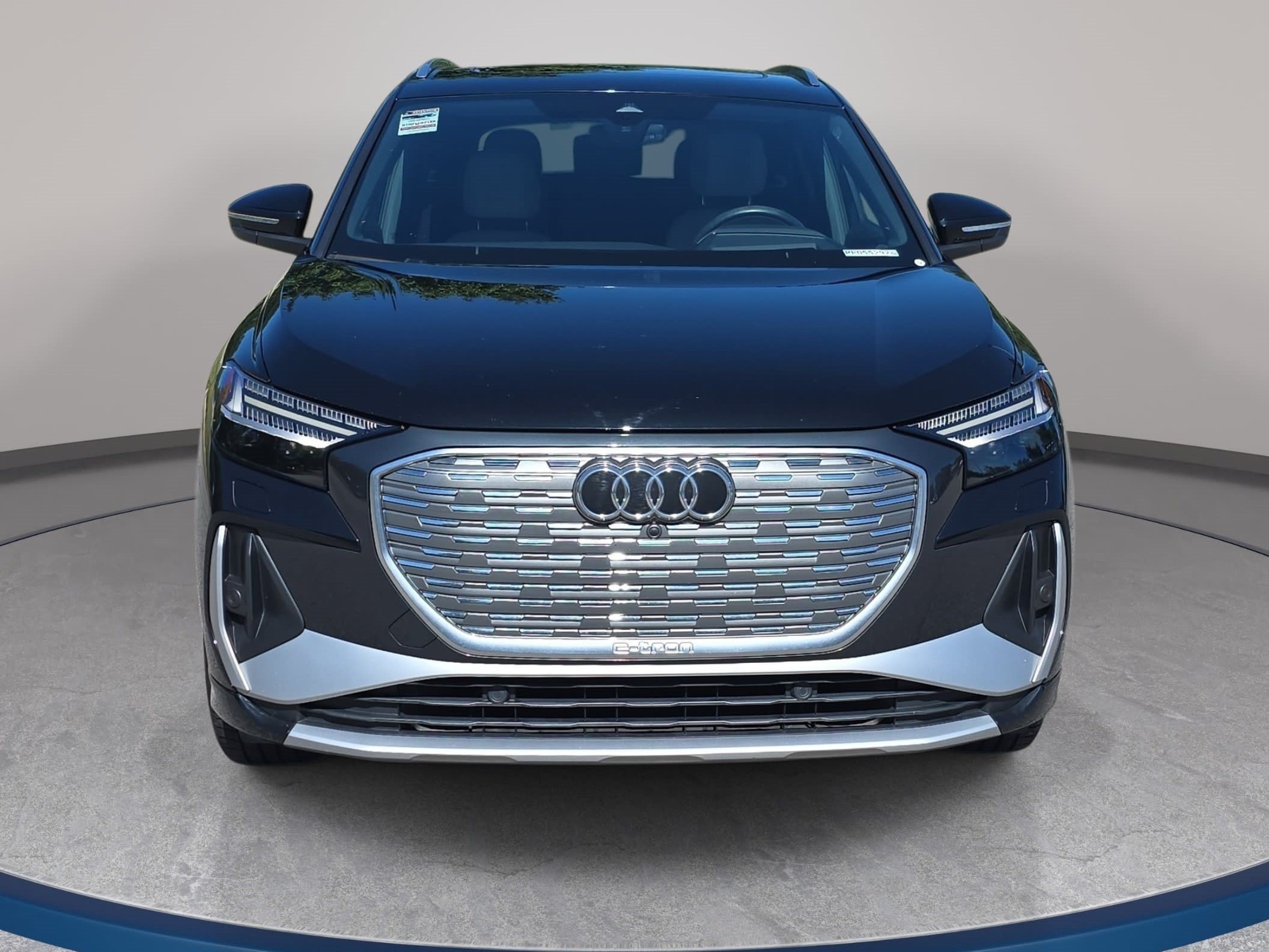 Used 2023 Audi Q4 e-tron Prestige AWD/4WD image 2