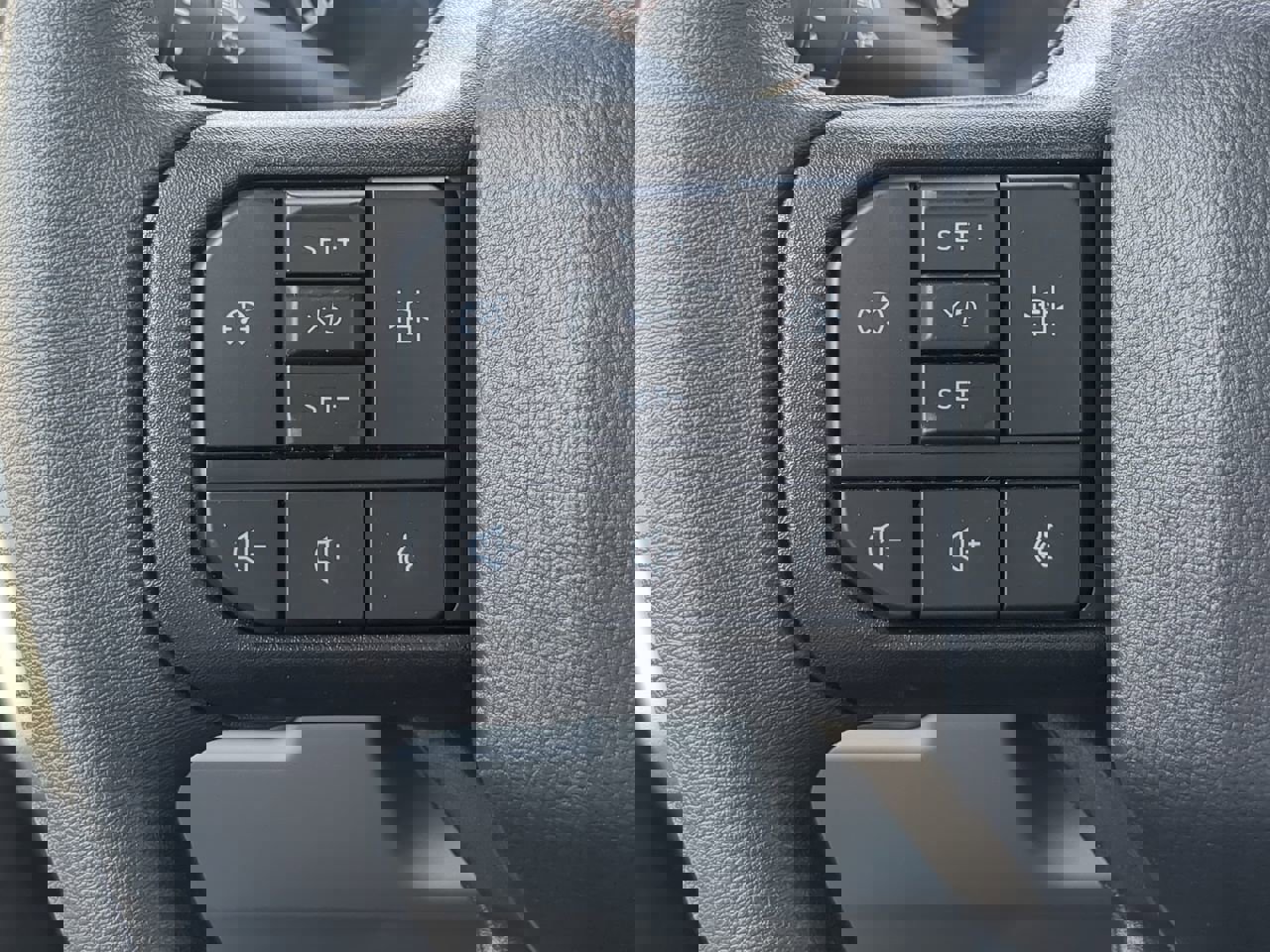 New 2025 Ford F550 2WD Regular Cab Super Duty w/ XL Chrome Package image 21