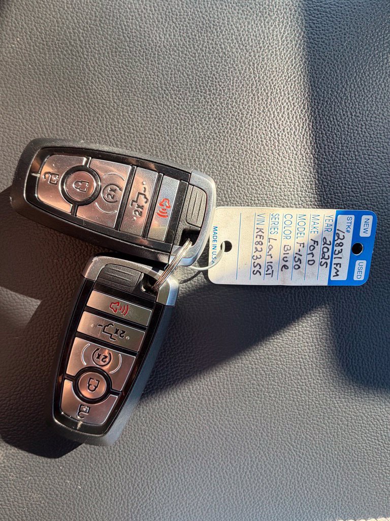 Used 2025 Ford F150 Lariat AWD/4WD image 13