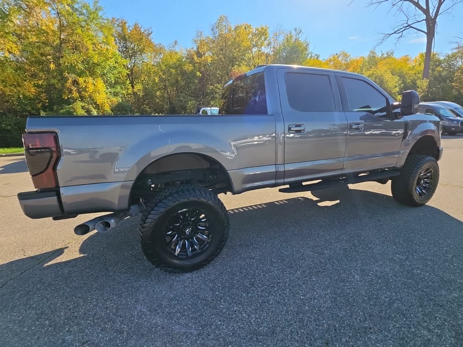 Used 2022 Ford F250 Lariat w/ Black Appearance Package AWD/4WD image 6