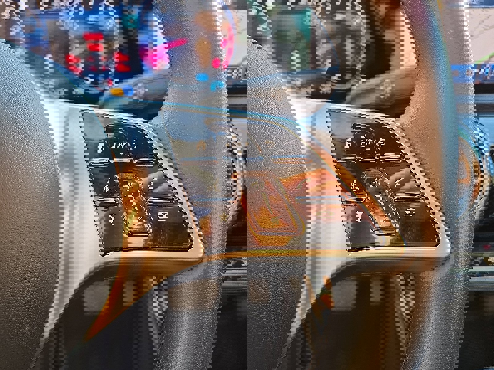 Used 2025 Mercedes-Benz CLA 250 4MATIC image 24