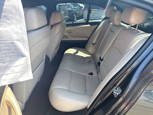 Used 2011 BMW 550i Sedan RWD image 13