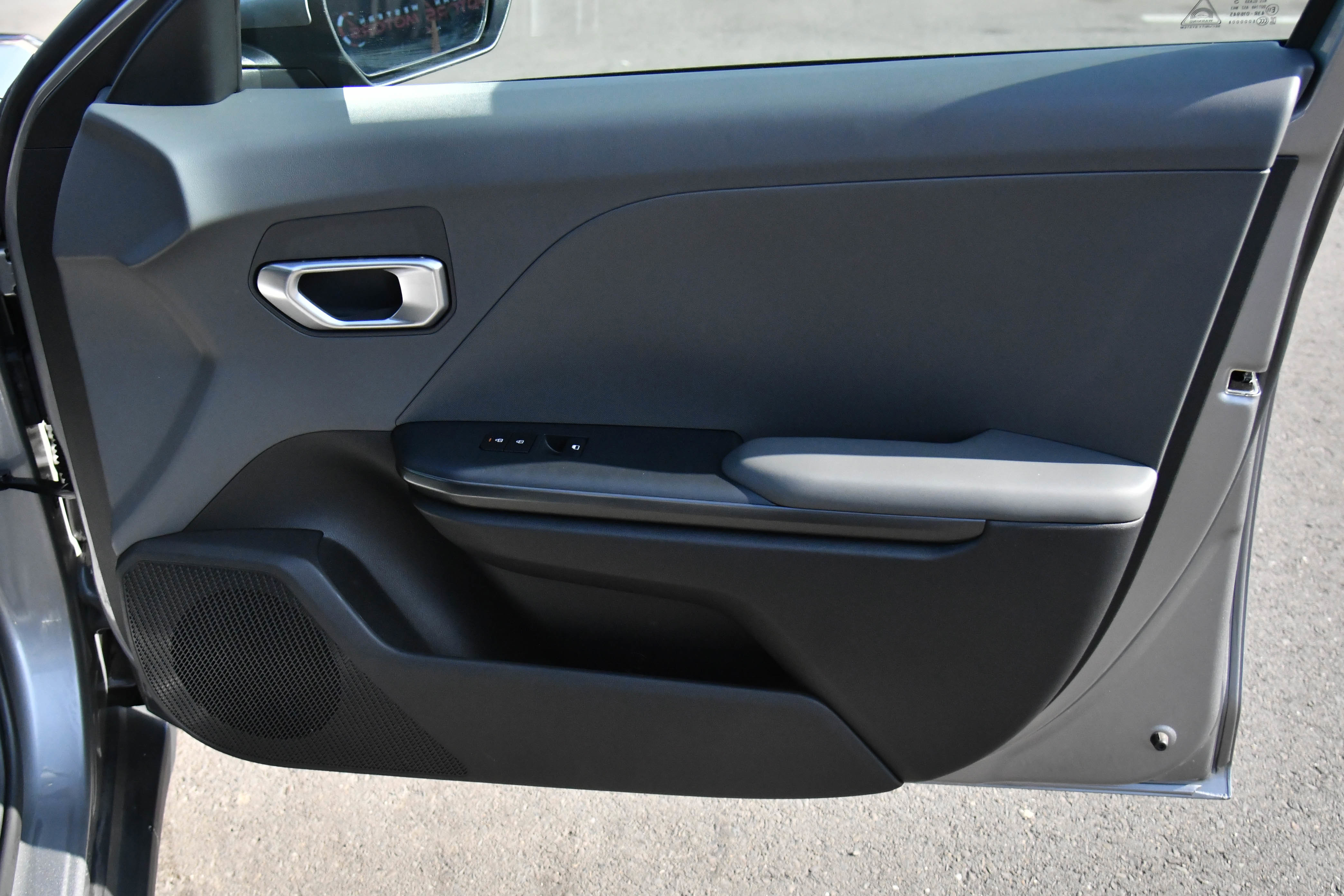 Used 2025 Kia K4 LXS image 41