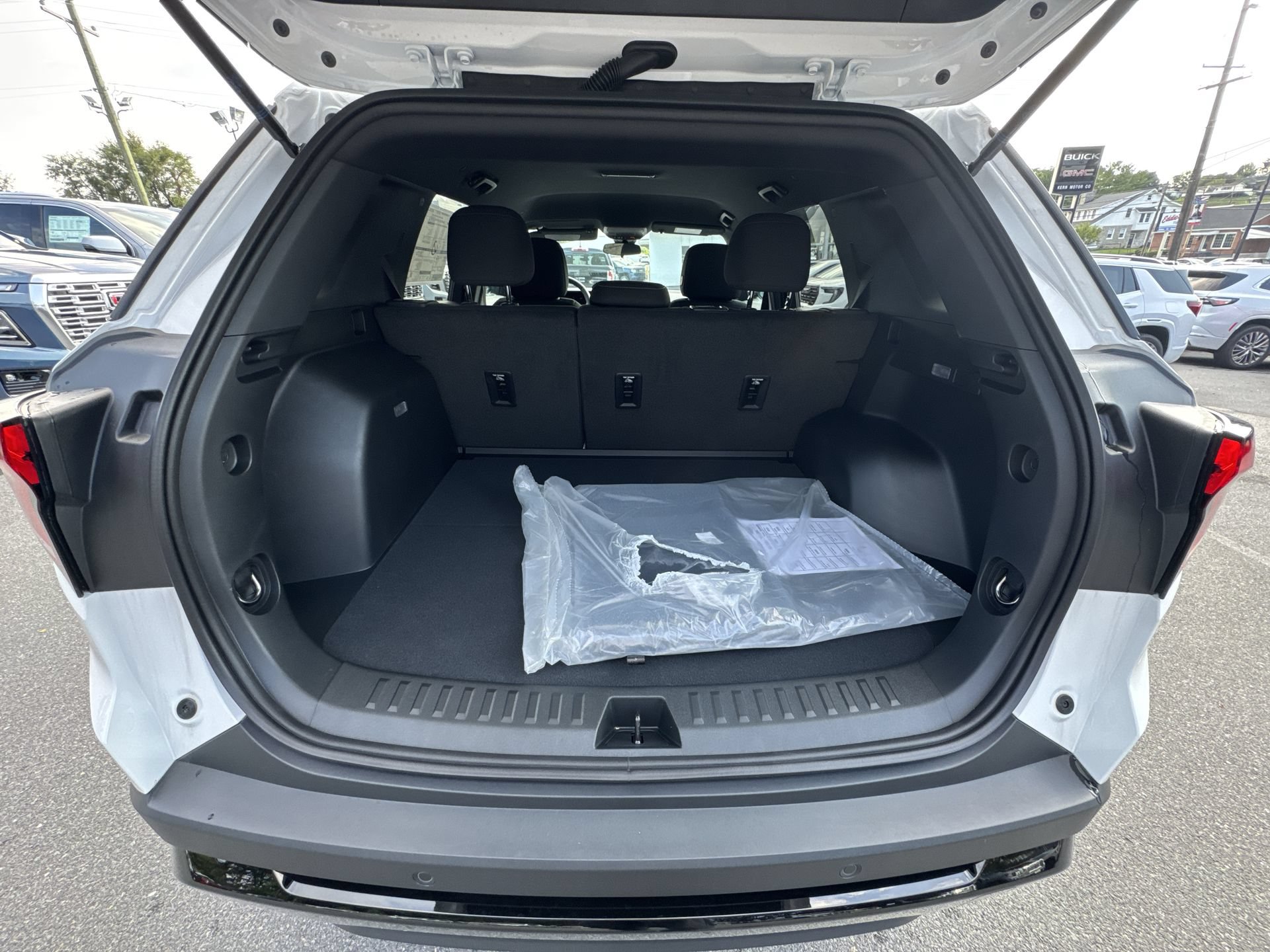 New 2027 GMC Terrain Elevation w/ Black Edition AWD/4WD image 20