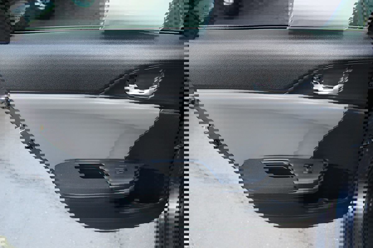 Used 2016 Honda Civic EX-T image 21