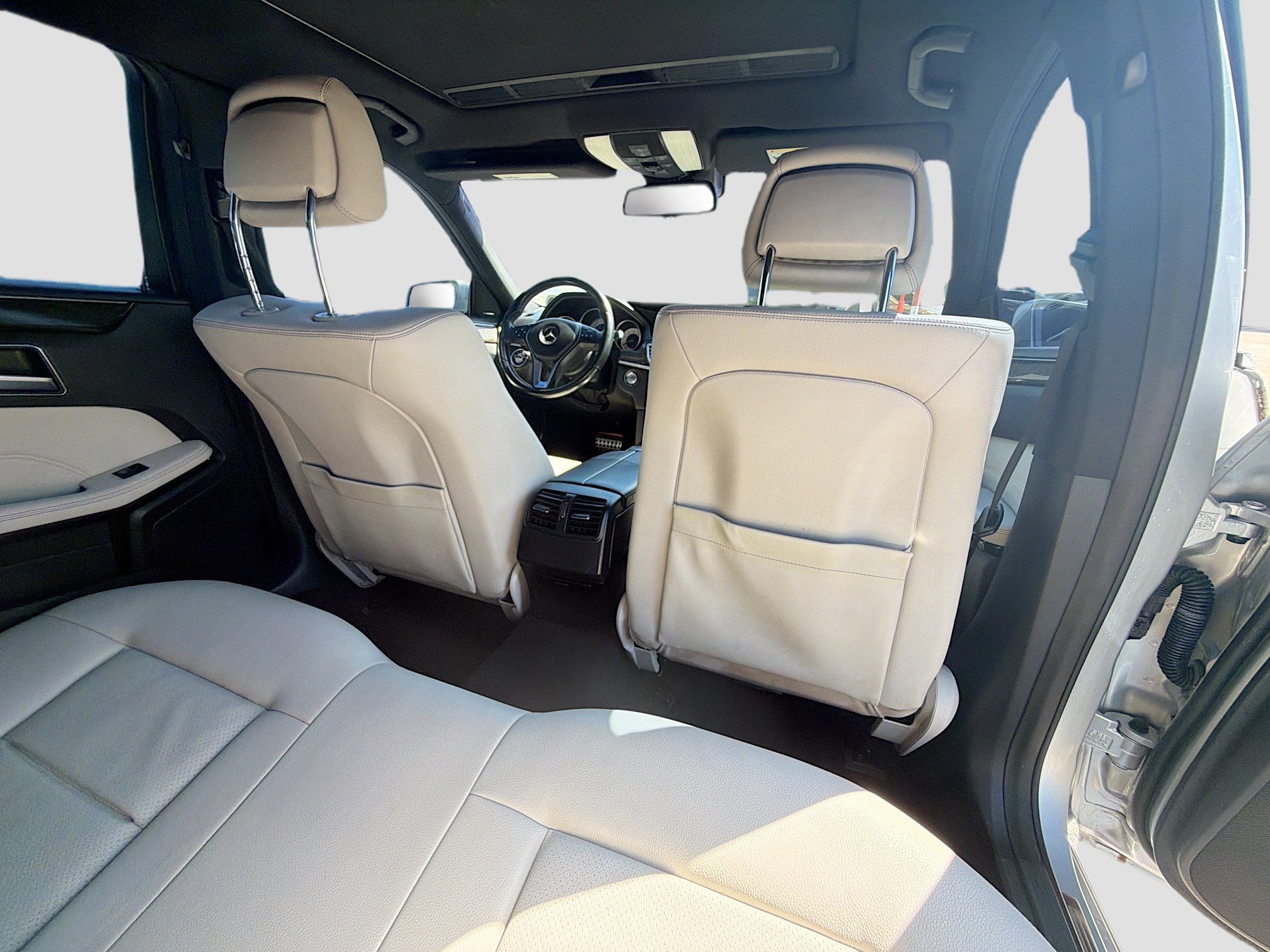 Used 2016 Mercedes-Benz E 350 Sedan w/ Premium Package image 27