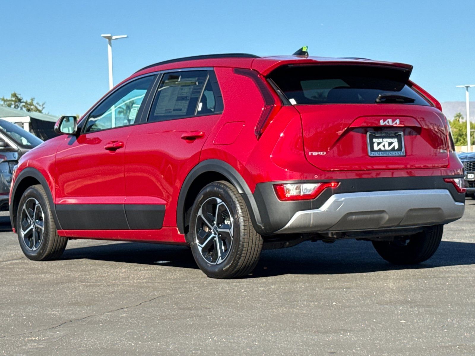 New 2025 Kia Niro EX image 5