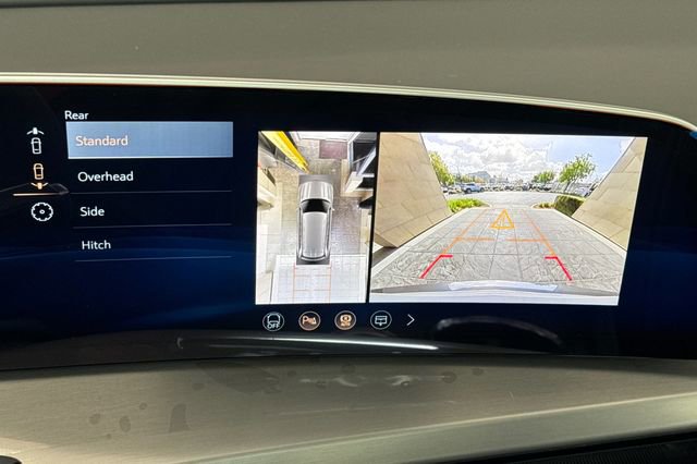 New 2026 Cadillac Vistiq Luxury w/ LPO, Floor Liner Package image 21