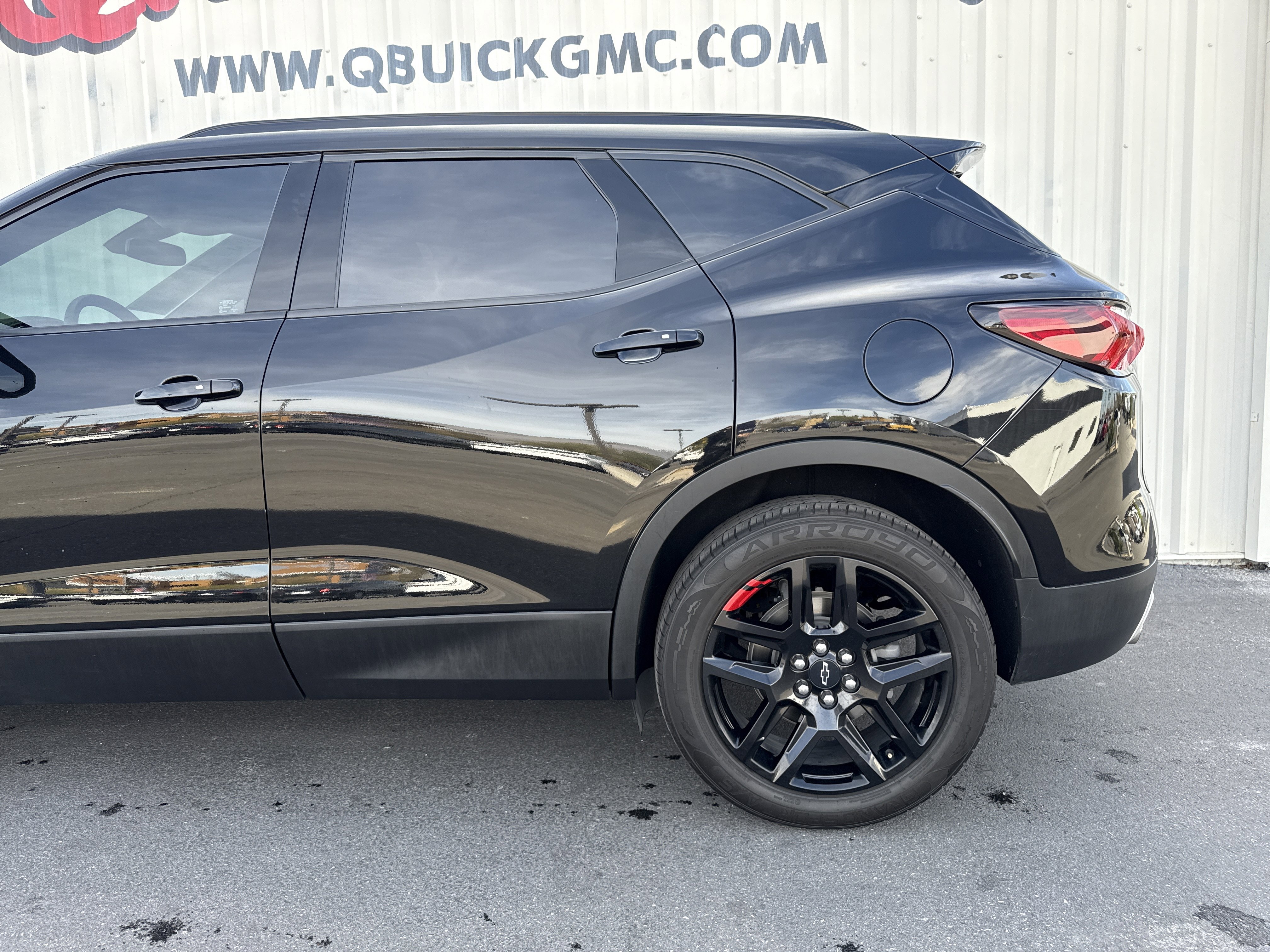 Used 2021 Chevrolet Blazer LT w/ Redline Edition image 2