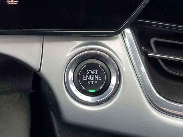 Certified 2025 Chevrolet Trax LT w/ Driver Confidence Package image 23