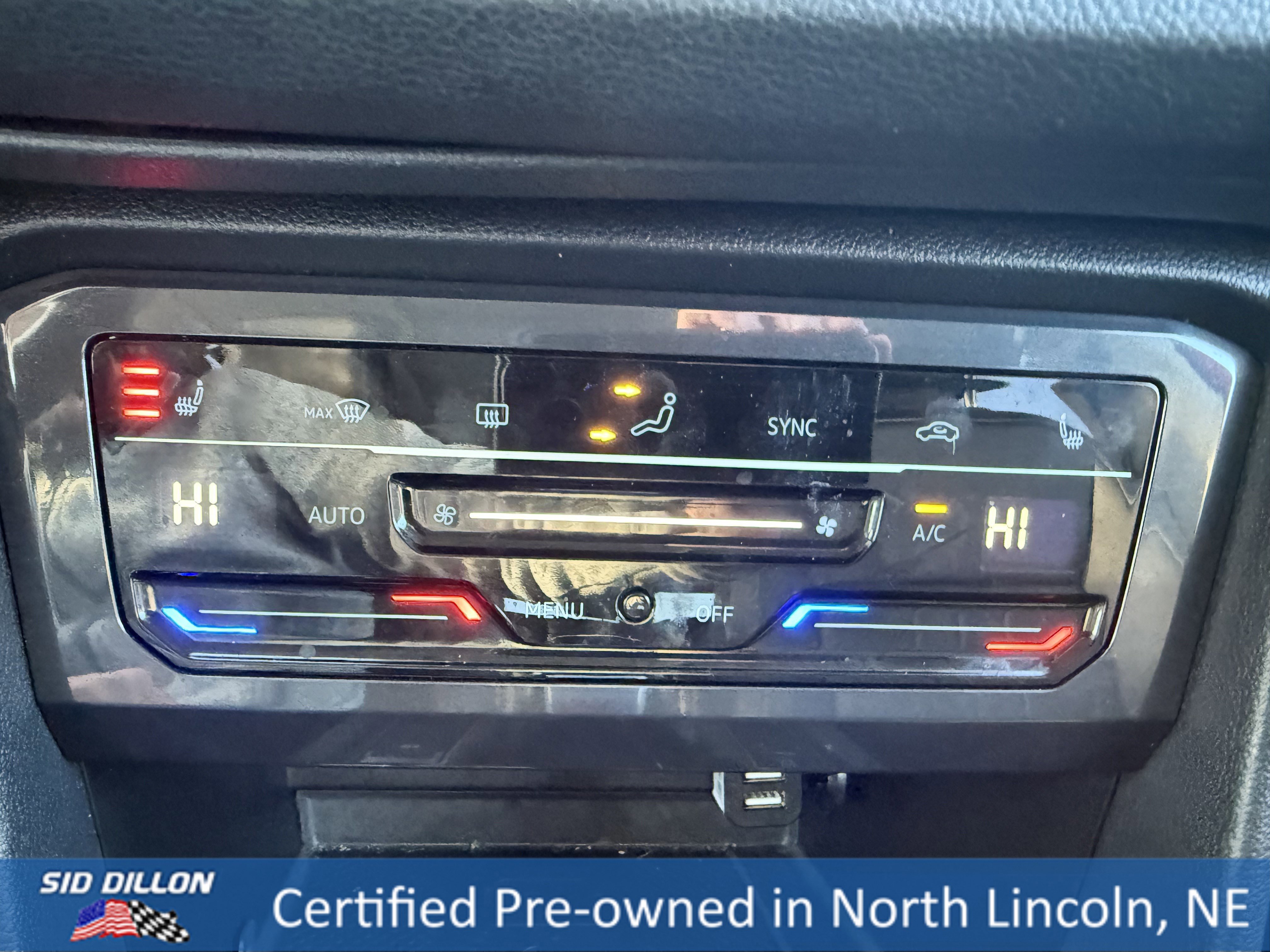 Used 2022 Volkswagen Tiguan SE image 17