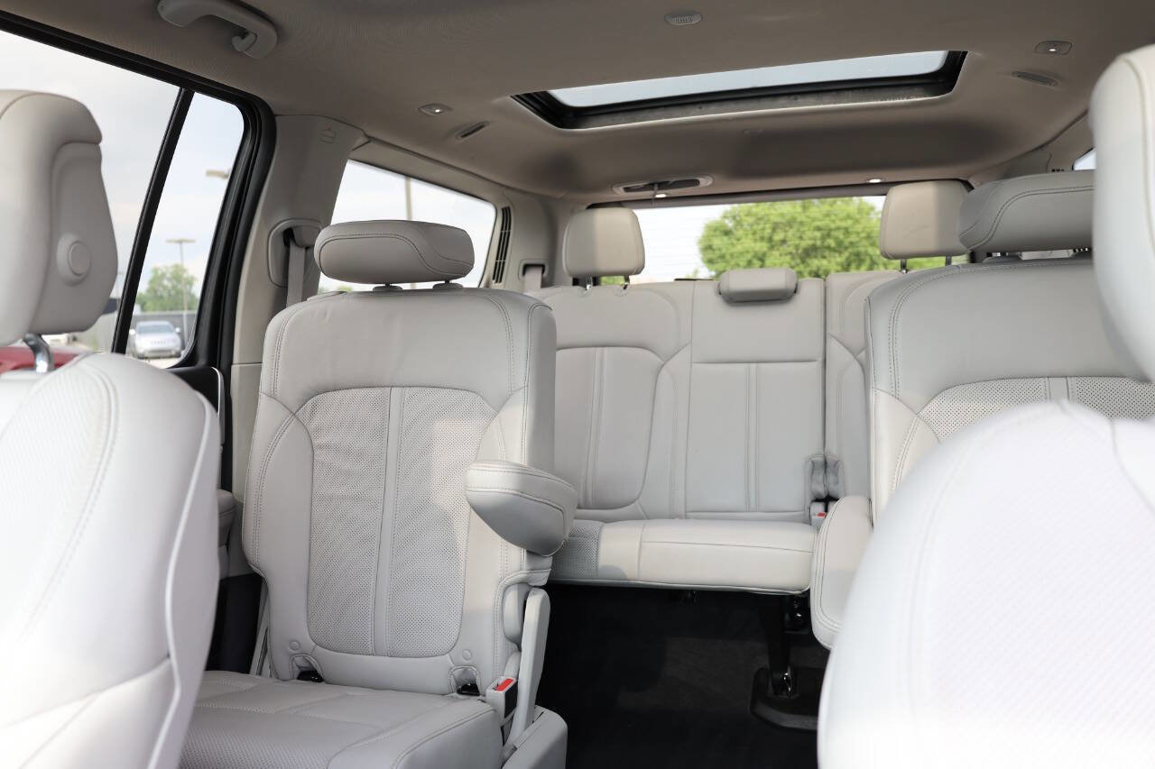 Used 2022 Jeep Wagoneer Series III w/ Premium Group I image 17