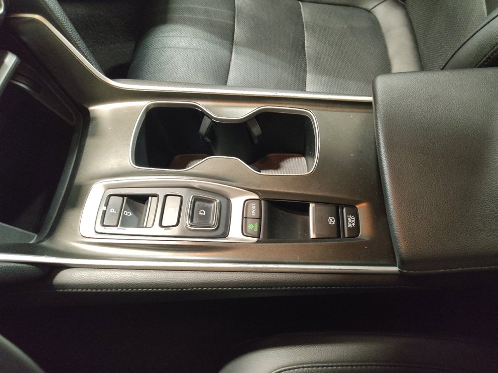 Used 2019 Honda Accord EX-L image 26